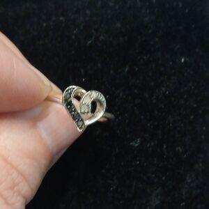 Silver Heart Openwork Ring with Black Accent Stones